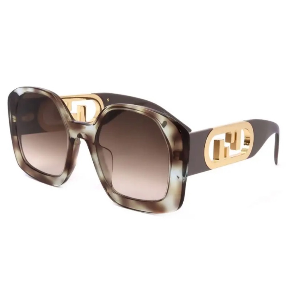 Excluded Fendi Sunglasses, New 375 - Picture 6 of 6